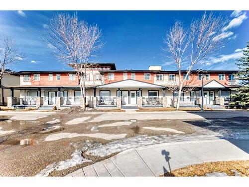 62 Eversyde Common Sw, Calgary, AB - Outdoor With Facade