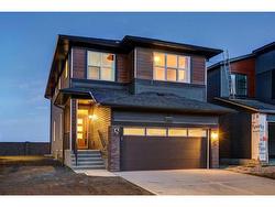 293 Edith Place NW Calgary, AB T3R 2E1