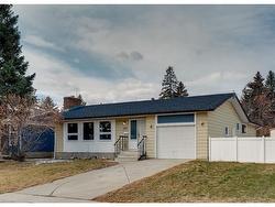 255 Queen Tamara Way SE Calgary, AB T2J 4E6