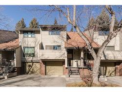 22-3302 50 Street NW Calgary, AB T3A 2C6