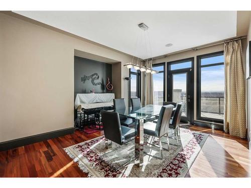 43 Cranleigh Manor Se, Calgary, AB - Indoor