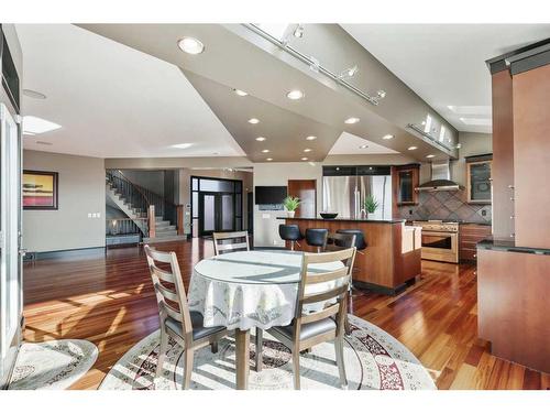 43 Cranleigh Manor Se, Calgary, AB - Indoor Photo Showing Dining Room