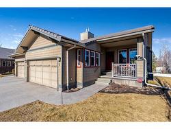 6 Bridle Estates Way SW Calgary, AB T2Y 5A7