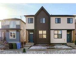 213 Hotchkiss Way SE Calgary, AB T3S 0G4