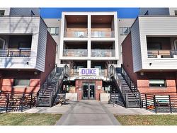 205-120 18 Avenue SW Calgary, AB T2S 3H5