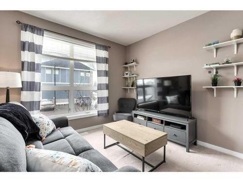 336 Cranfield Common Se, Calgary, AB - Indoor Photo Showing Living Room