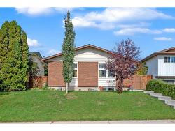 63 Whitnel Close NE Calgary, AB T1Y 4J1