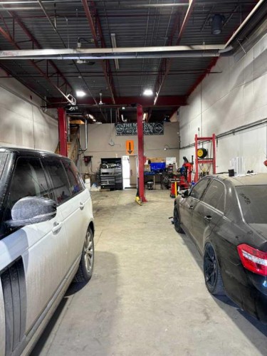 22A-416 Meridian Road Se, Calgary, AB 