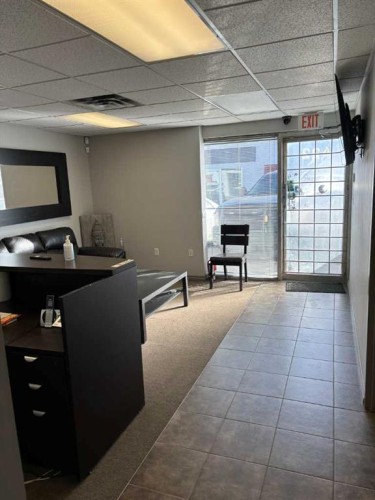 22A-416 Meridian Road Se, Calgary, AB 