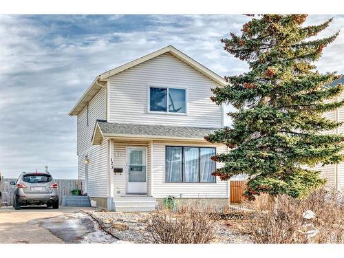 127 Abalone Way Ne, Calgary, AB - Outdoor