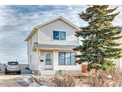 127 Abalone Way NE Calgary, AB T2A 6Y1