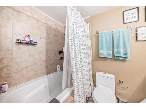 127 Abalone Way Ne, Calgary, AB - Indoor Photo Showing Bathroom