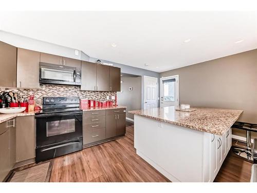 127 Abalone Way Ne, Calgary, AB - Indoor Photo Showing Kitchen