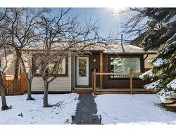 100 Shawnessy Drive SW Calgary, AB T2Y 1B4