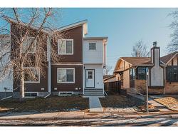 3 Templemont Way NE Calgary, AB T1Y 5C1