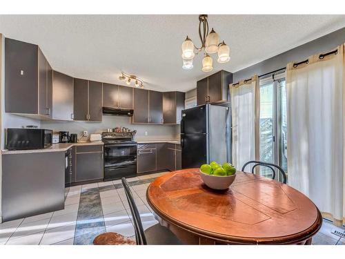 55 Penworth Close Se, Calgary, AB - Indoor