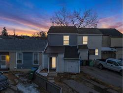 55 Penworth Close SE Calgary, AB T2A 5N4