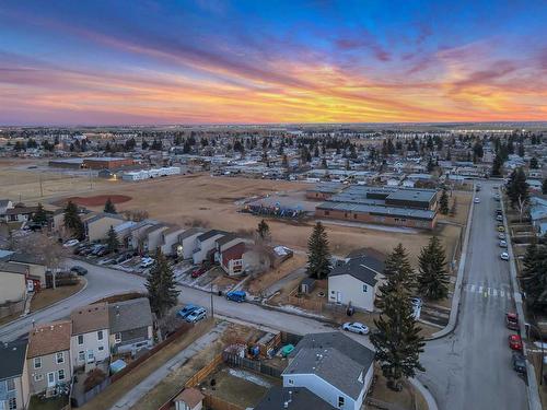 55 Penworth Close Se, Calgary, AB - Outdoor With View