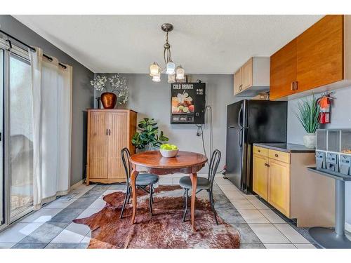 55 Penworth Close Se, Calgary, AB - Indoor Photo Showing Dining Room