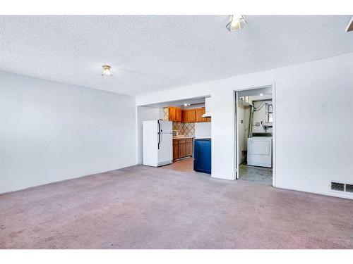 5403 Rundleview Road Ne, Calgary, AB - Indoor