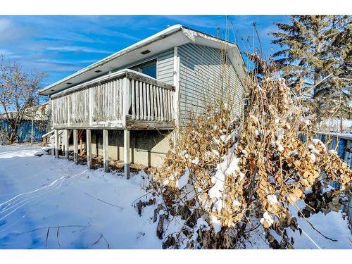 5403 Rundleview Road Ne, Calgary, AB - Outdoor