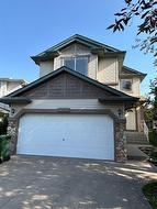 10 Panamount Mews NW Calgary, AB T3K 5L8