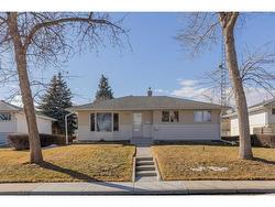 7211 21A Street SE Calgary, AB T2C 0V8