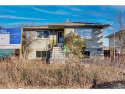 1820 38 Street SE Calgary, AB T2B 0Z3