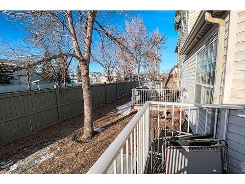 13 Mt Aberdeen Manor Se, Calgary, AB - Outdoor