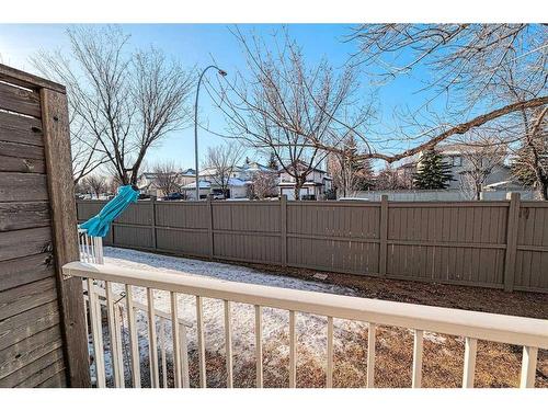 13 Mt Aberdeen Manor Se, Calgary, AB - Outdoor