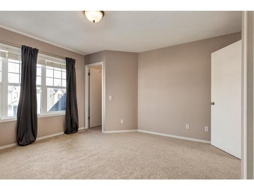 302 Elgin View Se, Calgary, AB - Indoor Photo Showing Other Room