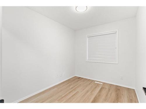 9 Saddlemead Road Ne, Calgary, AB - Indoor Photo Showing Other Room