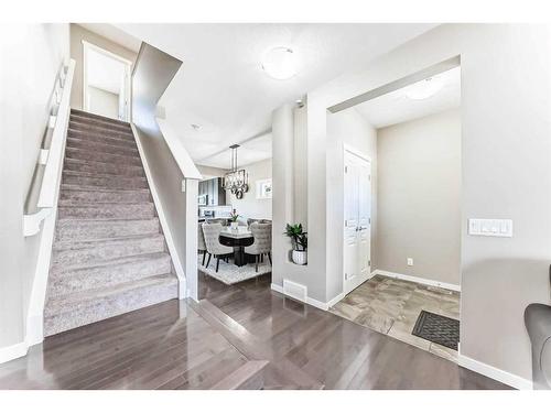 163 Mahogany Grove Se, Calgary, AB - Indoor Photo Showing Other Room