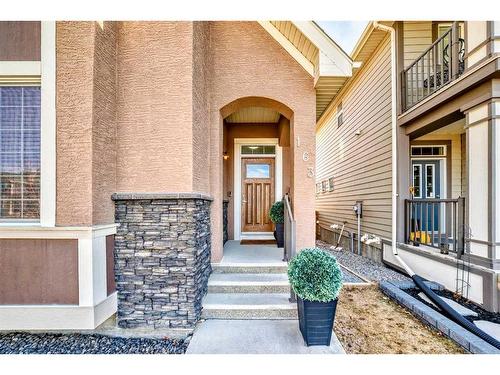 163 Mahogany Grove Se, Calgary, AB - Outdoor