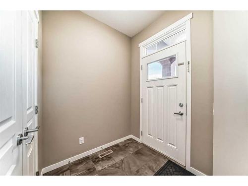 163 Mahogany Grove Se, Calgary, AB - Indoor Photo Showing Other Room