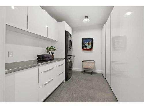 348 Superior Avenue Sw, Calgary, AB - Indoor