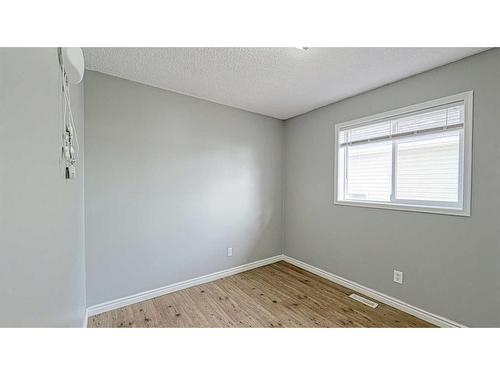 112 Covewood Close Ne, Calgary, AB - Indoor Photo Showing Other Room