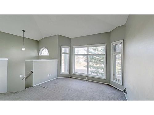 112 Covewood Close Ne, Calgary, AB - Indoor Photo Showing Other Room