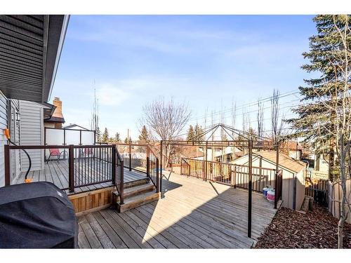 112 Beaconsfield Way Nw, Calgary, AB - Outdoor With Deck Patio Veranda With Exterior