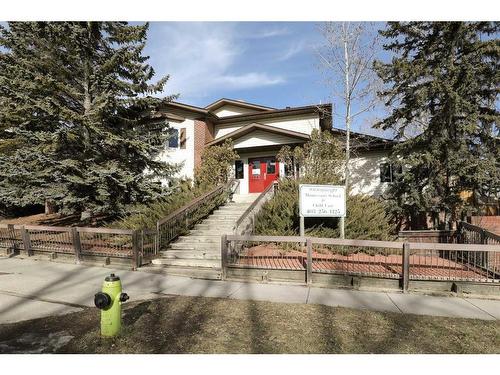 36 Millrise Drive Sw, Calgary, AB 