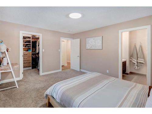 3343 Barrett Place Nw, Calgary, AB - Indoor Photo Showing Bedroom