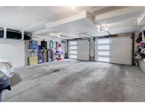 3343 Barrett Place Nw, Calgary, AB - Indoor Photo Showing Garage