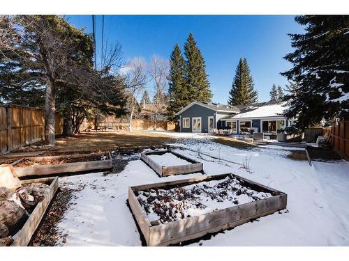 3343 Barrett Place Nw, Calgary, AB - Outdoor