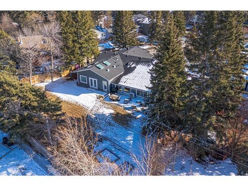 3343 Barrett Place Nw, Calgary, AB - Outdoor