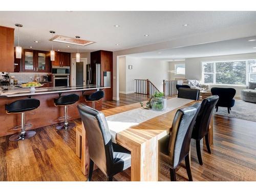 3343 Barrett Place Nw, Calgary, AB - Indoor Photo Showing Dining Room