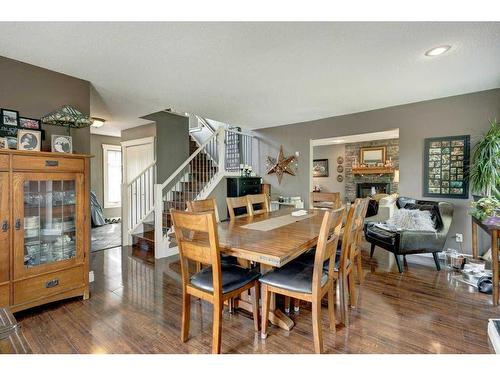 5003 Norris Road Nw, Calgary, AB - Indoor Photo Showing Dining Room