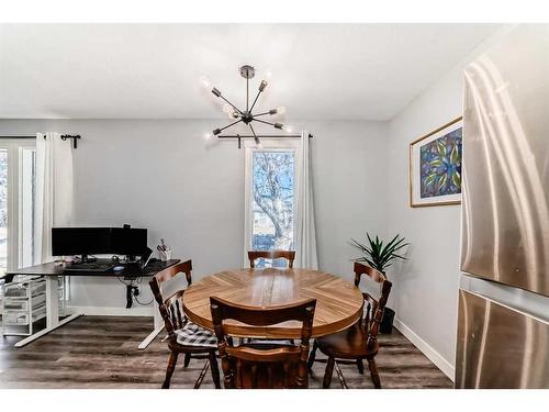 431 Malvern Close Ne, Calgary, AB - Indoor Photo Showing Dining Room