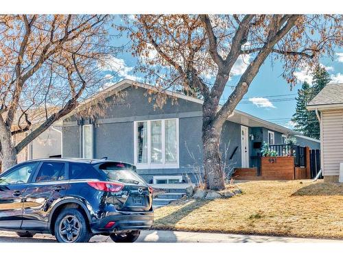 431 Malvern Close Ne, Calgary, AB - Outdoor