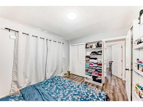 431 Malvern Close Ne, Calgary, AB - Indoor Photo Showing Bedroom