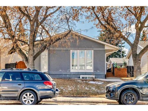 431 Malvern Close Ne, Calgary, AB - Outdoor